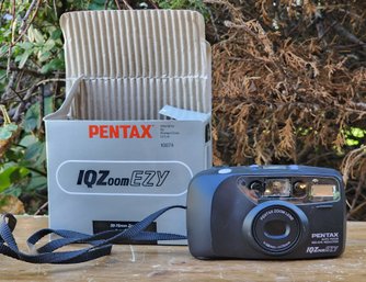 Vintage PENTAX IQZoom Camera