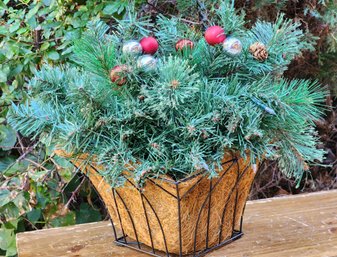 Vintage Hanging Christmas Potted Wreath Accent