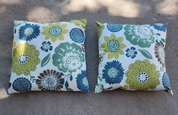 Classy Outdoor Patio Furniture Throw Pillow Set Multicolor Mandala