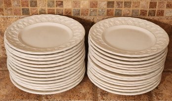 Beautiful Set Of Porcelain PIER 1 Made In Italy Plates