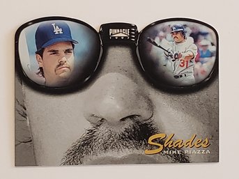 1997 Pinnacle Mike Piazza Shades Die Cut Insert Baseball Card Dodgers