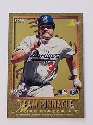 1996 Pinnacle Mike Piazza / Ivan Rodriguez Team Pinnacle Insert Baseball Card Dodgers / Rangers