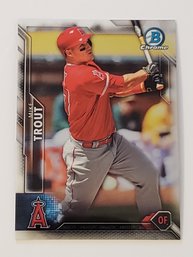 2016 Bowman Chrome Mike Trout Baseball Card Angels