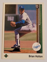 1989 Upper Deck Brian Holton Error Baseball Card Dodgers (Shawn Hilligas Photo On Front)