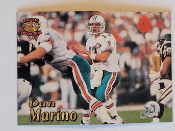 1995 Pacific Tripple Folders Dan Marino Football Card Dolphins
