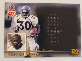 1999 Omega Terrell Davis EO Portraits Insert Football Card Broncos