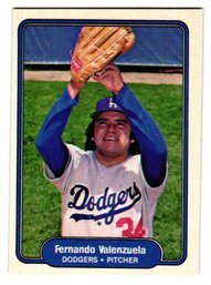 1982 Fleer Fernando Valenzuela Baseball Card Dodgers