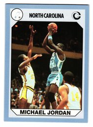 1990 Collegiate Collection Michael Jordan Basketball Card Tar Heels / Bulls #44
