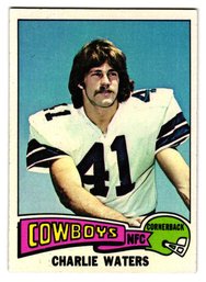 1975 Topps Charlie Waters Football Card Cowboys