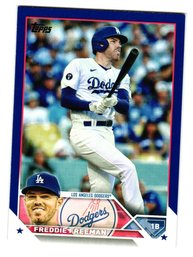 2023 Topps Freddie Freeman Royal Blue Parallel Baseball Card Dodgers