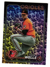 2024 Topps Tyler Wells Easter Eggs Holiday Foil Parallel Baseball Card Orioles