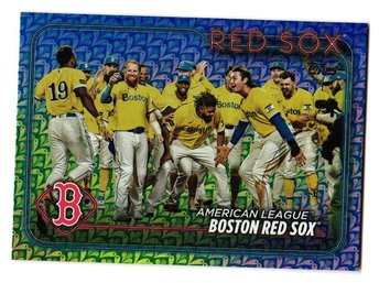 2024 Topps Holiday Parallel Boston Red Sox Team Baseball Card