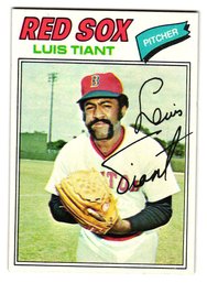 1977 Topps Luis Tiant Baseball Card Red Sox
