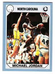 1990 Collegiate Collection Michael Jordan Basketball Card Tar Heels / Bulls #3
