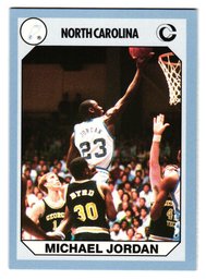 1990 Collegiate Collection Michael Jordan Basketball Card Tar Heels / Bulls #89