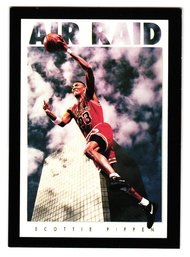 1994 Skybox Scottie Pippen Air Raid Basketball Card Bulls