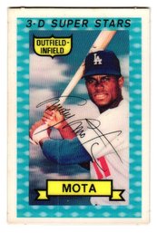 1974 Kellogg's 3-D Super Stars Manny Mota Baseball Card Dodgers