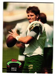 1992 Topps Stadium Club Brett Farve Football Card Packers