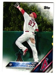 2016 Topps Mike Trout Baseball Card Angels