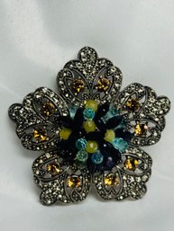 Fashion Jewelry With Vintage & Antique Brooch