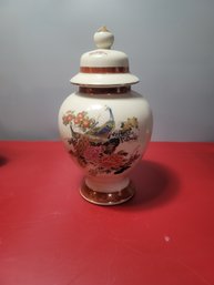 Gorgeous Vintage Japanese Satsuma Vase Urn With Lid. Crazing Glazed. The Artwork, With Gold Gilding, Of Peacoc