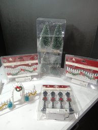 Christmas Village Accessories