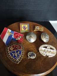 Vintage  Mixed Brooch Pins