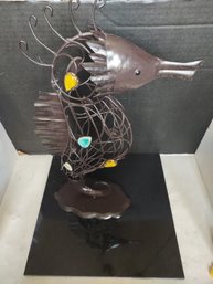 Metal Seahorse Art Sculpture