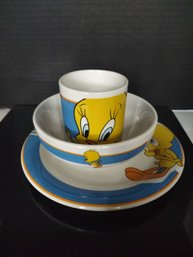 Vintage Looney Tune Dish Set