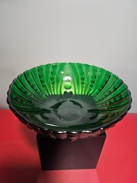 Beautiful Emerald Green Anchor Hocking Bowl