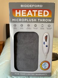NEW Heated Microplush Throw Blanket With Six Heat Settings, 10 Hour Auto Shut Off.  Kohl's MSRP $80