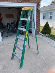 Davidson 6 Foot Fiberglass Step Ladder