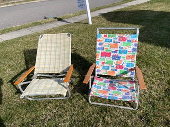 2 Foldable Beach Chairs