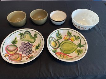 Lot Of 6 Bowls Serving And Cereal Bowls