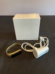 Mira Stylish Fitness Bracelet And Charger Like Fitbit