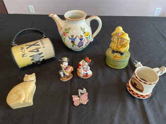 Lot Of 8 Collectibles Hand Painted Teapot From Germany Mickey & Minnie Mouse, Jersey License Plate Purse