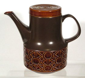 VINTAGE BESWICK, ENGLAND COFFEE POT IN THE ZORBA PATTERN, 1960s - 1970s