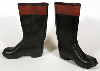 VINTAGE PAIR OF CHILDREN'S RUBBER BOOTS, CIRCA 1940s - 1950s