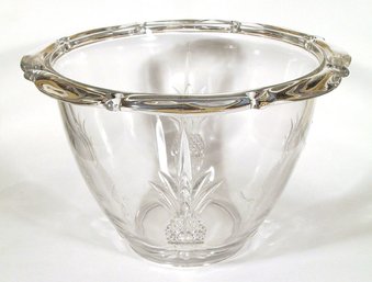 SCARCE LARGE PUNCH BOWL IN THE PLANTATION PATTERN BY HEISEY, 1948 - 1956