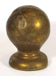 LARGE ANTIQUE BRASS DECORATIVE BALL-FORM FINIAL