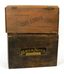 TWO VINTAGE CIGAR ADVERTISING ITEMS, INCLUDING A WOODEN BOX AND HUMIDOR, EARLY/MID 20TH CENTURY