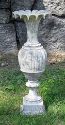 FINELY CARVED ANTIQUE DECORATIVE MARBLE ARCHITECTURAL URN