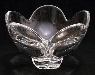 TWO CRYSTAL BOWLS BY ORREFORS (SWEDEN) AND NACHTMANN (GERMANY)