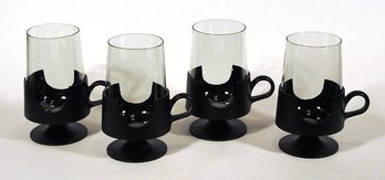 EIGHT VINTAGE 'GLAS SNAP' HOT/COLD GLASSES IN HOLDERS BY CORNING, 1970s