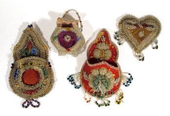 FOUR ANTIQUE NATIVE AMERICAN IROQUOIS BEADED DECORATIVE OBJECTS, EARLY 20TH CENTURY