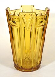 SCARCE ART DECO AMBER GLASS VASE IN THE VOGUE PATTERN BY DUNCAN & MILLER, CIRCA 1930s