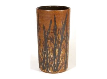 FINE VINTAGE STUDIO POTTERY VASE BY MARY SEYFARTH, CHICAGO, 1976