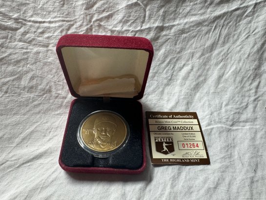 The Highland Mint Greg Maddox Bronze Mint Coin 1/25,000