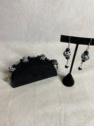 Earring & Bracelet Jewelry Set With Black And White Design