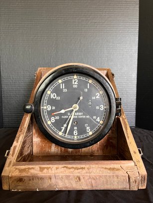 Vintage US Army World War II  Message Center M2 Clock With Wooden Case